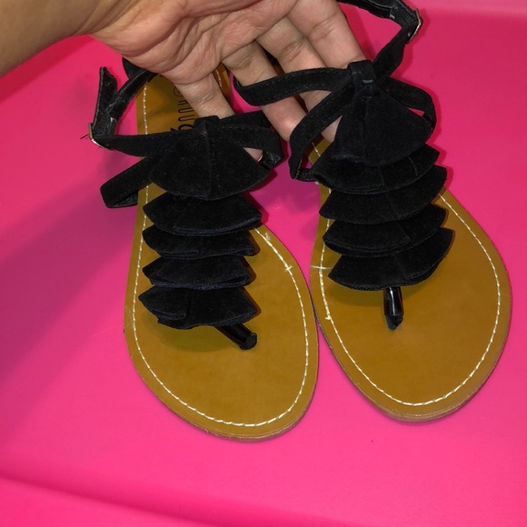 🖤BLACK SANDALS🖤 - Picture 4 of 5